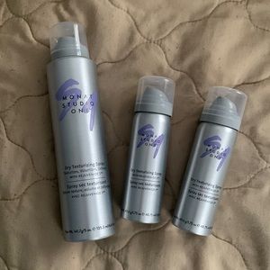 Monat dry texturizing spray